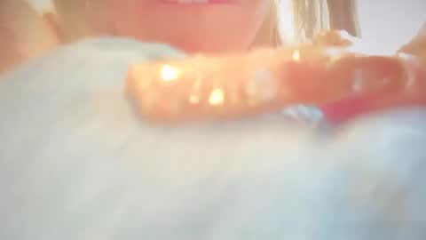 Snapshot of blondebunny999 chatting on June 8, 2026, 8:31 pm blondebunny999 online show from June 8, 2026, 8:31 pm