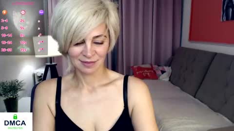 Lola online show from July 28, 2026, 7:39 pm