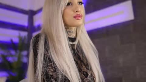 blondie_muller online show from December 14, 2025, 8:57 pm