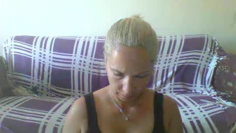 Snapshot of blondiepam23 chatting on October 11, 2025, 9:08 am BlondiePam online show from October 11, 2025, 9:08 am