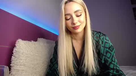 Anna online show from December 27, 2024, 7:14 pm