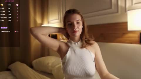 blondoll online show from March 8, 2026, 1:25 am