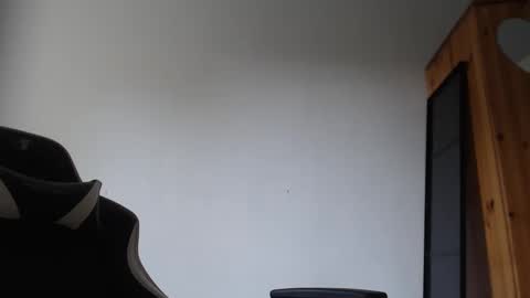 Snapshot of blondyelena chatting on June 3, 2026, 6:05 am blondyelena online show from June 3, 2026, 6:05 am