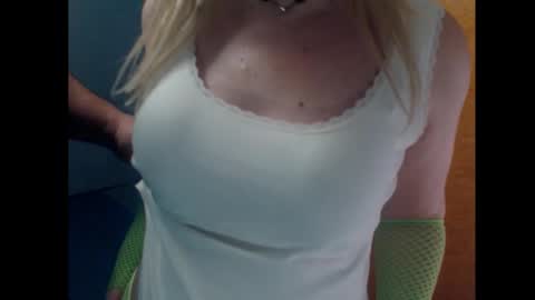 Snapshot of blontsex chatting on November 11, 2025, 6:52 pm Blontsex online show from November 11, 2025, 6:52 pm