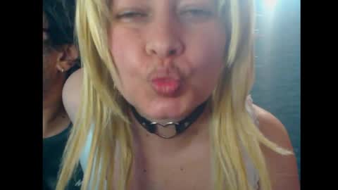 Snapshot of blontsex chatting on June 4, 2026, 10:05 pm Blontsex online show from June 4, 2026, 10:05 pm