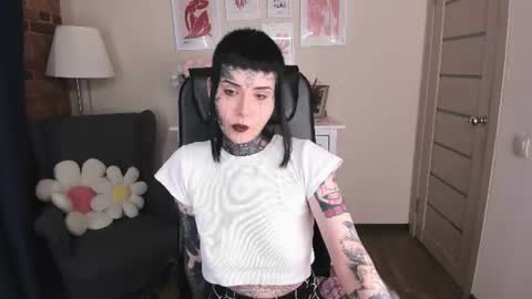 Snapshot of blood__mary chatting on July 28, 2026, 8:52 pm Mary online show from July 28, 2026, 8:52 pm