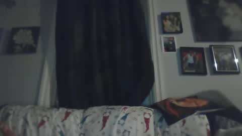 Snapshot of blowme19866 chatting on January 22, 2025, 7:25 am blowme19866 online show from January 22, 2025, 7:25 am