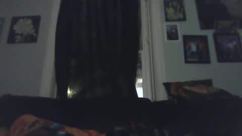 Snapshot of blowme19866 chatting on January 28, 2025, 1:29 am blowme19866 online show from January 28, 2025, 1:29 am