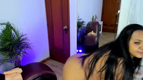 blue__style online show from January 19, 2025, 12:17 pm