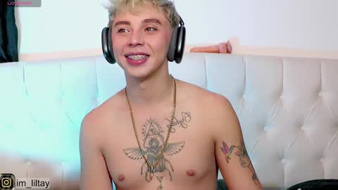 Snapshot of blue_boy_1 chatting on December 26, 2024, 5:58 am TAY online show from December 26, 2024, 5:58 am