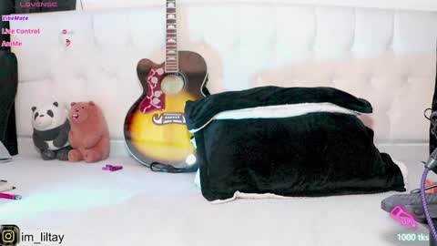 Snapshot of blue_boy_1 chatting on January 6, 2025, 6:52 pm TAY online show from January 6, 2025, 6:52 pm