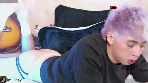 Snapshot of blue_boy_1 chatting on January 8, 2025, 4:54 pm TAY online show from January 8, 2025, 4:54 pm