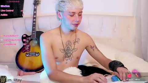 Snapshot of blue_boy_1 chatting on February 15, 2025, 3:42 am TAY online show from February 15, 2025, 3:42 am