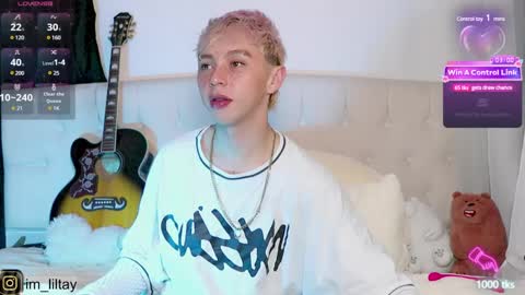 Snapshot of blue_boy_1 chatting on March 1, 2025, 12:50 am TAY online show from March 1, 2025, 12:50 am