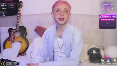 Snapshot of blue_boy_1 chatting on March 10, 2025, 2:06 am TAY online show from March 10, 2025, 2:06 am