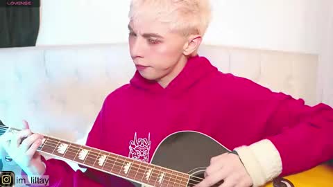 Snapshot of blue_boy_1 chatting on March 12, 2025, 5:02 am TAY online show from March 12, 2025, 5:02 am