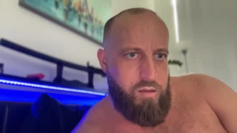blue_eyes247 online show from June 5, 2026, 9:09 pm