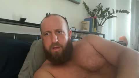 blue_eyes247 online show from June 18, 2026, 9:08 pm