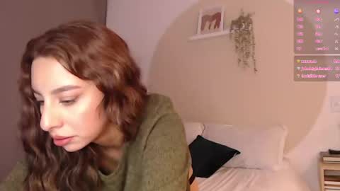 Snapshot of blue_nebula chatting on December 5, 2024, 3:48 am Blue online show from December 5, 2024, 3:48 am