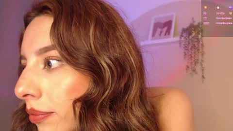 Snapshot of blue_nebula chatting on December 11, 2024, 3:45 am Blue online show from December 11, 2024, 3:45 am