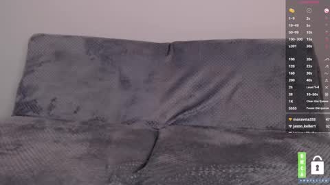 Snapshot of blue_nebula chatting on January 24, 2025, 1:24 am Blue online show from January 24, 2025, 1:24 am