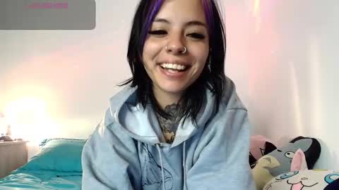 Alice bleu for friends  online show from December 10, 2024, 12:28 am