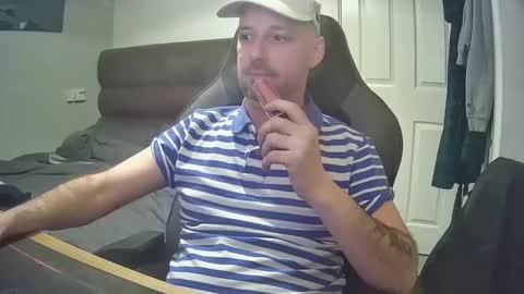 bluebirdflame1 online show from February 13, 2025, 6:41 am