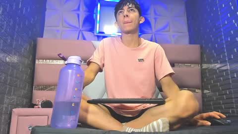 Snapshot of blueestar03 chatting on December 13, 2024, 12:39 pm blueestar03 online show from December 13, 2024, 12:39 pm