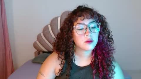 Bluee online show from September 29, 2025, 2:16 am