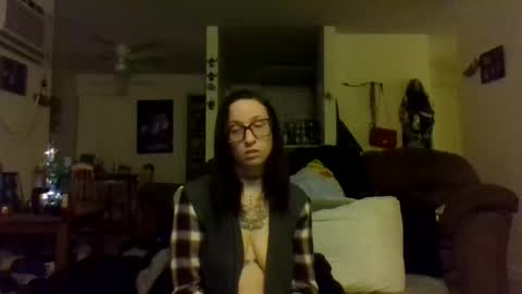 Snapshot of blueeyedbeauty1995 chatting on December 18, 2025, 12:38 am Blueeyedbeauty online show from December 18, 2025, 12:38 am