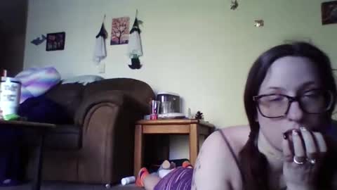 Snapshot of blueeyedbeauty1995 chatting on May 1, 2026, 12:48 am Blueeyedbeauty online show from May 1, 2026, 12:48 am