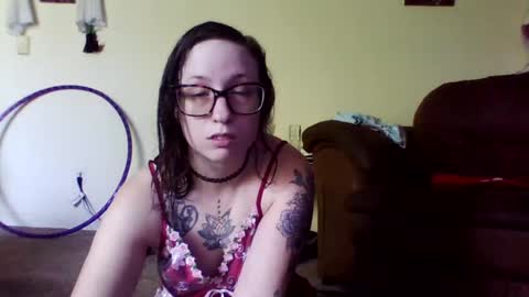 Snapshot of blueeyedbeauty1995 chatting on July 25, 2026, 8:50 pm Blueeyedbeauty online show from July 25, 2026, 8:50 pm
