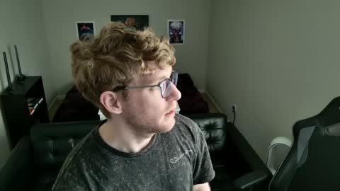Snapshot of blueeyedtallguy chatting on March 23, 2026, 9:19 pm blueeyedtallguy online show from March 23, 2026, 9:19 pm