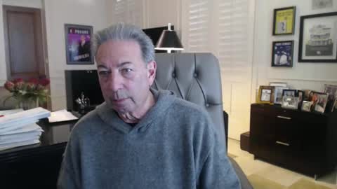 blueisles online show from December 31, 2024, 9:06 pm