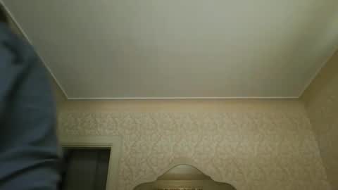 Snapshot of bluemoose70 chatting on January 5, 2025, 5:30 pm bluemoose70 online show from January 5, 2025, 5:30 pm