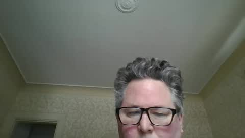 Snapshot of bluemoose70 chatting on February 25, 2025, 5:04 pm bluemoose70 online show from February 25, 2025, 5:04 pm