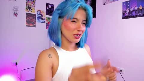 Snapshot of bluestar_taylenn chatting on November 8, 2025, 5:07 am Taylenna online show from November 8, 2025, 5:07 am