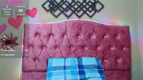 Snapshot of blueviolette chatting on March 6, 2025, 5:54 pm Violette 3 online show from March 6, 2025, 5:54 pm