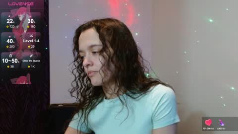 Snapshot of bluevixen7 chatting on January 20, 2025, 2:43 am bluevixen7 online show from January 20, 2025, 2:43 am