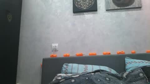 BlueXOwl online show from November 3, 2025, 4:08 pm