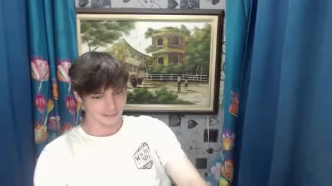 blueeyedboyisasia online show from May 28, 2026, 3:09 pm