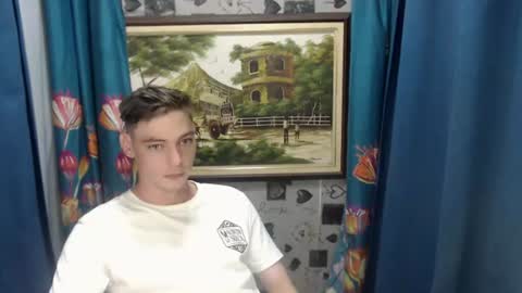 blueeyedboyisasia online show from June 16, 2026, 3:53 am