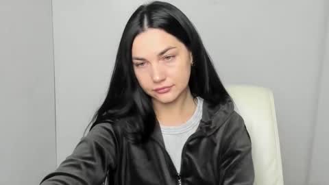 Kelly online show from September 26, 2025, 5:33 am