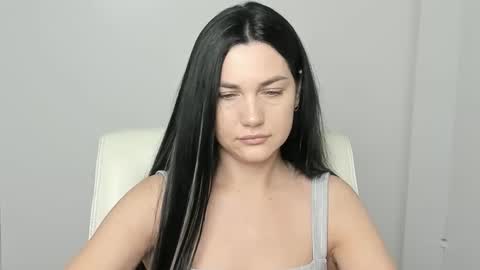 Kelly online show from November 4, 2025, 6:23 am