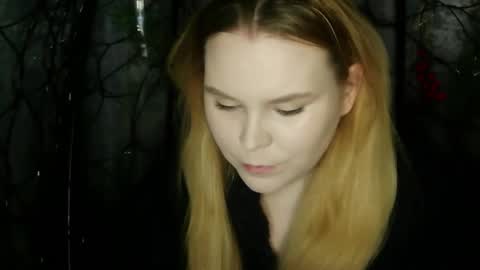 blushing_star online show from January 9, 2026, 12:30 pm