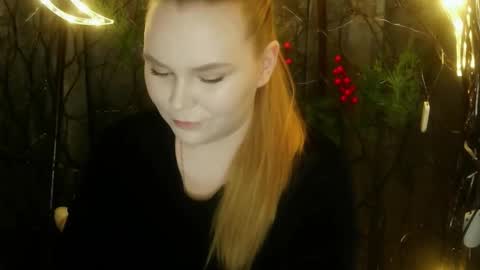 Snapshot of blushing_star chatting on January 16, 2026, 4:44 pm blushing_star online show from January 16, 2026, 4:44 pm