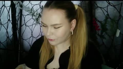 Snapshot of blushing_star chatting on February 7, 2026, 8:18 am blushing_star online show from February 7, 2026, 8:18 am