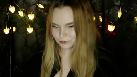 Snapshot of blushing_star chatting on February 12, 2026, 4:13 pm blushing_star online show from February 12, 2026, 4:13 pm