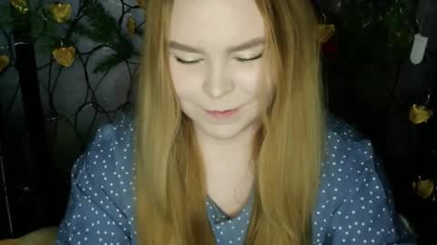 Snapshot of blushing_star chatting on February 14, 2026, 8:22 am blushing_star online show from February 14, 2026, 8:22 am