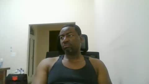 bluuthunder1914 online show from December 20, 2024, 11:16 pm